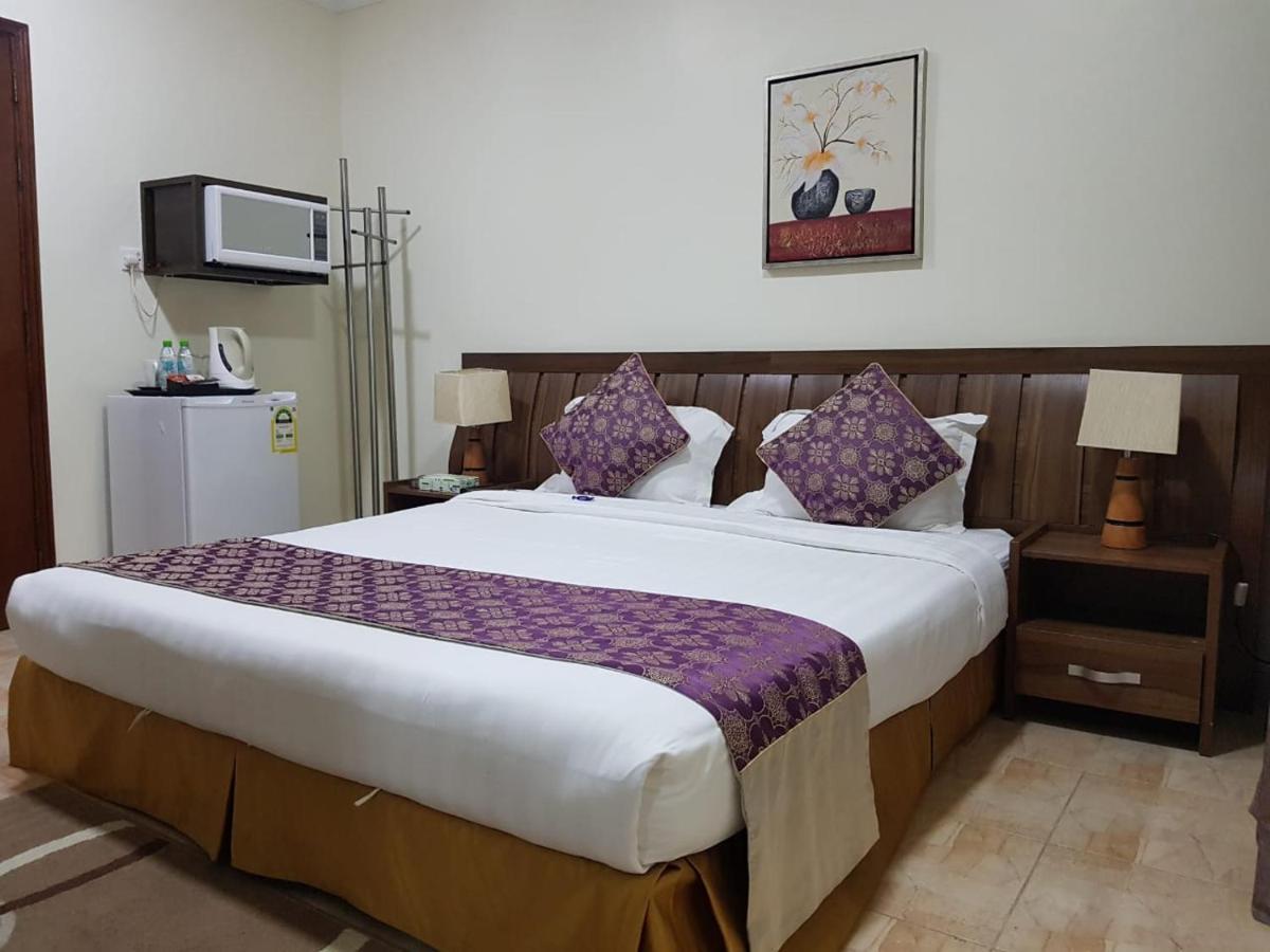 Enwan Suites Hotel Jubail Bagian luar foto