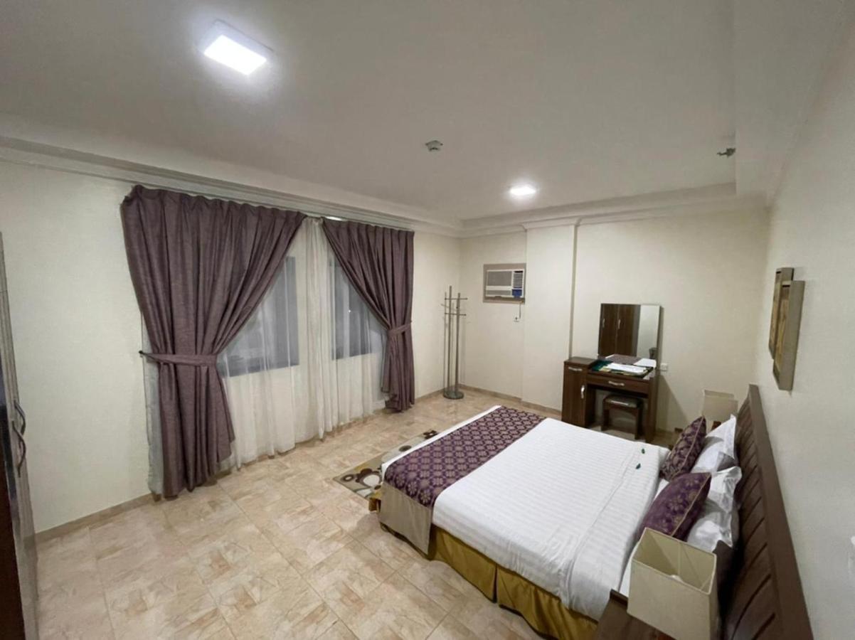 Enwan Suites Hotel Jubail Bagian luar foto