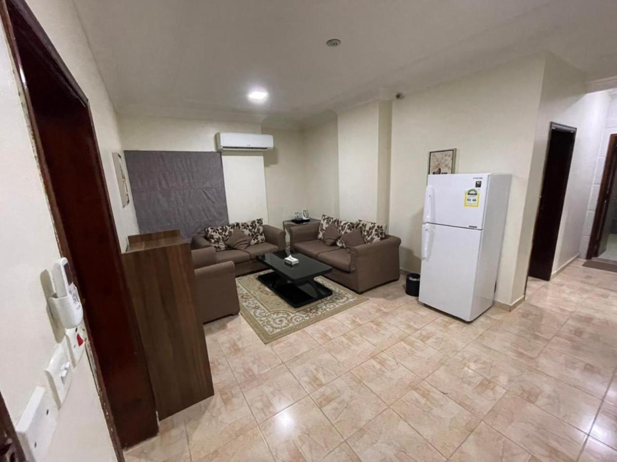 Enwan Suites Hotel Jubail Bagian luar foto