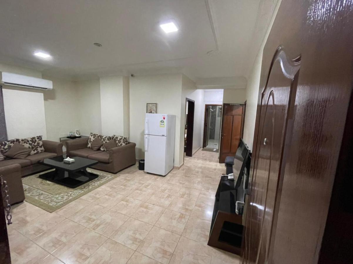 Enwan Suites Hotel Jubail Bagian luar foto