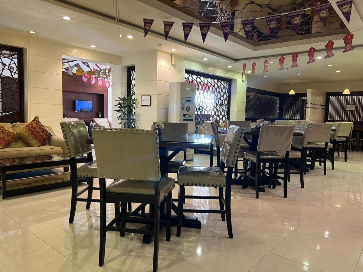 Enwan Suites Hotel Jubail Bagian luar foto