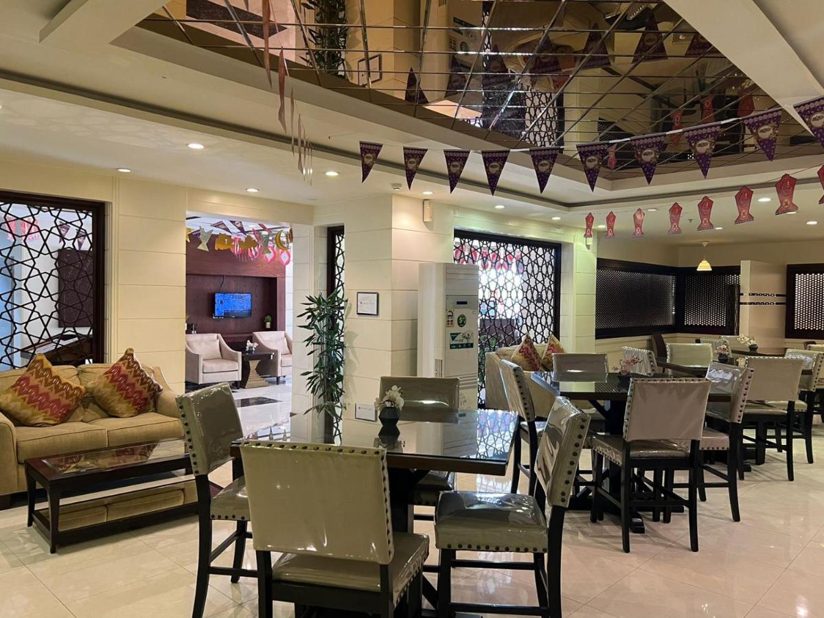 Enwan Suites Hotel Jubail Bagian luar foto